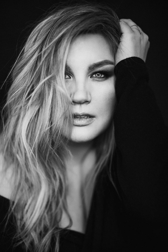 Kati M BW close-up piamariaarenius